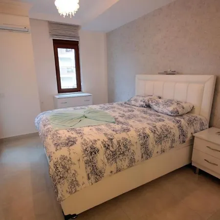 公寓 Alanya For Rent Cikcilli 4+1 Luxury Home 阿拉尼亚